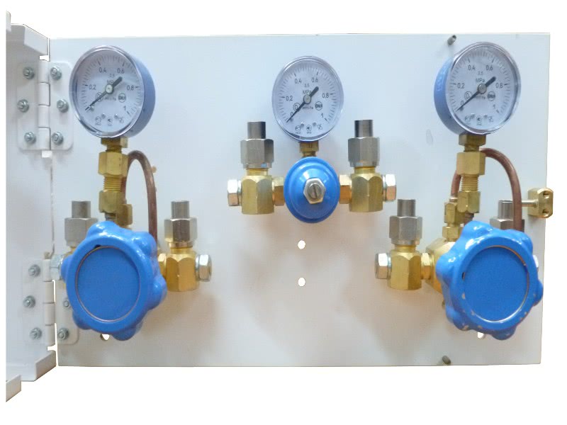 Коробка поэтажная отключающая УГВ-4/3 (2 клапана, редуктор СКО-10)